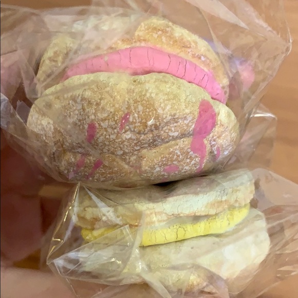 RARE ORIGINAL cafe de n cream puffs - Picture 3 of 3